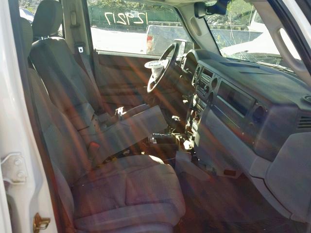 1J8HG48NX6C228688 - 2006 JEEP COMMANDER 白色 照片 5