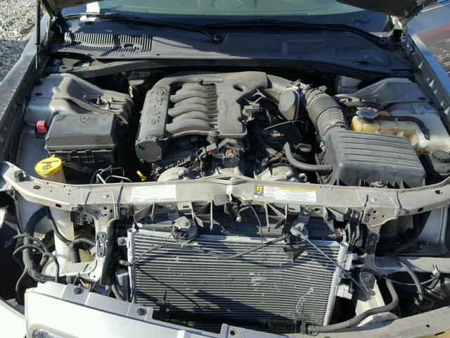 2C3KA53G88H242171 - 2008 CHRYSLER 300 TOURIN GRAY photo 7