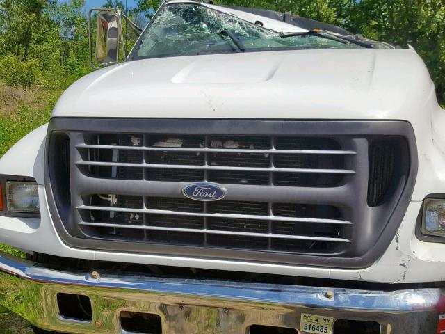 3FDNF6550YMA78598 - 2000 FORD F650 SUPER WHITE photo 7