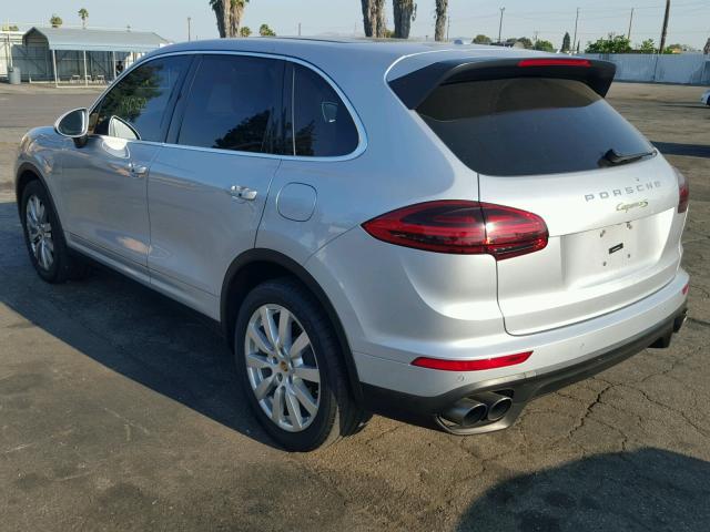 WP1AE2A28FLA50541 - 2015 PORSCHE CAYENNE SE SILVER photo 3