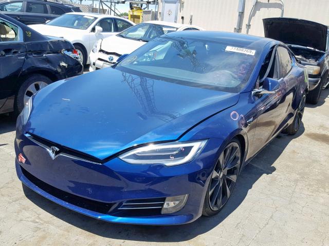 5YJSA1E23JF260837 - 2018 TESLA MODEL S أزرق صورة 2