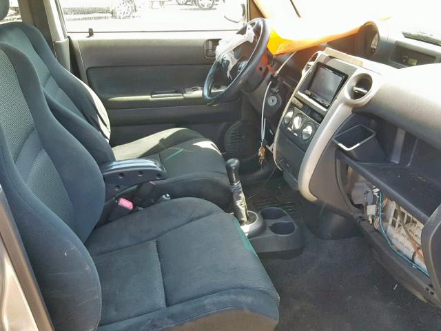 JTLKT334664109164 - 2006 TOYOTA SCION XB 银色 照片 5