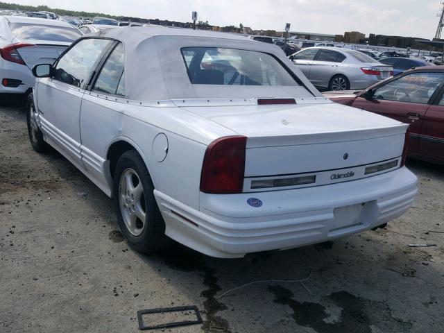 1G3WT34X8PD354359 - 1993 OLDSMOBILE CUTLASS SU WHITE photo 3