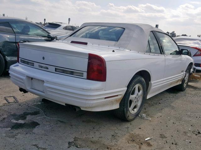 1G3WT34X8PD354359 - 1993 OLDSMOBILE CUTLASS SU WHITE photo 4