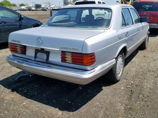 WDBCB20A6DB038322 - 1983 MERCEDES-BENZ 300 SD SILVER photo 4