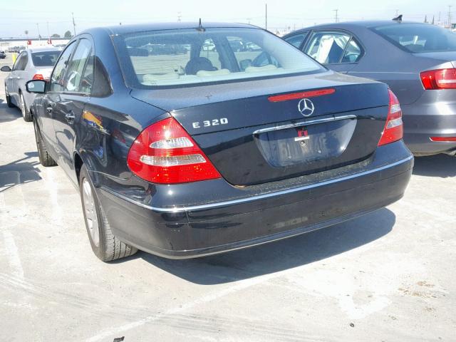 WDBUF65J55A725159 - 2005 MERCEDES-BENZ E 320 BLACK photo 3