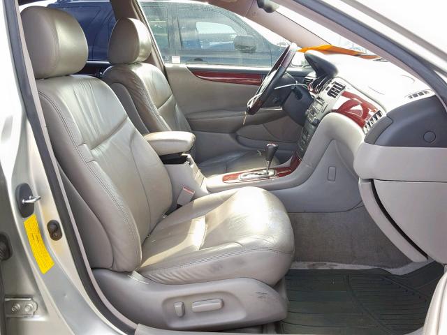 JTHBF30G630122886 - 2003 LEXUS ES 300 SILVER photo 5