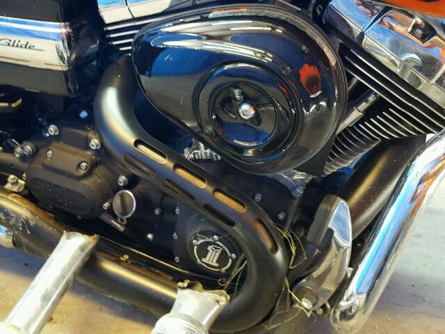 1HD1GPM10CC313398 - 2012 HARLEY-DAVIDSON FXDWG DYNA BLACK photo 7