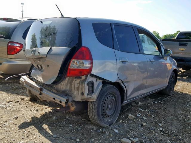 JHMGD38417S011145 - 2007 HONDA FIT GRAY photo 4