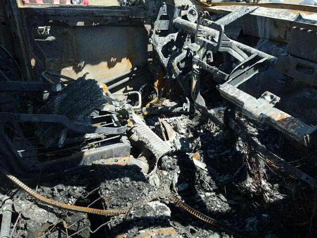 3C63R3CL6HG788646 - 2017 RAM 3500 ST BURN photo 5