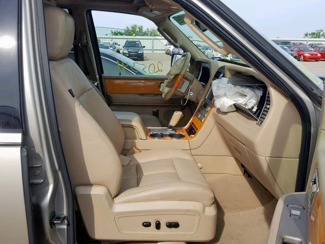 5LMFU27548LJ17319 - 2008 LINCOLN NAVIGATOR TAN photo 5