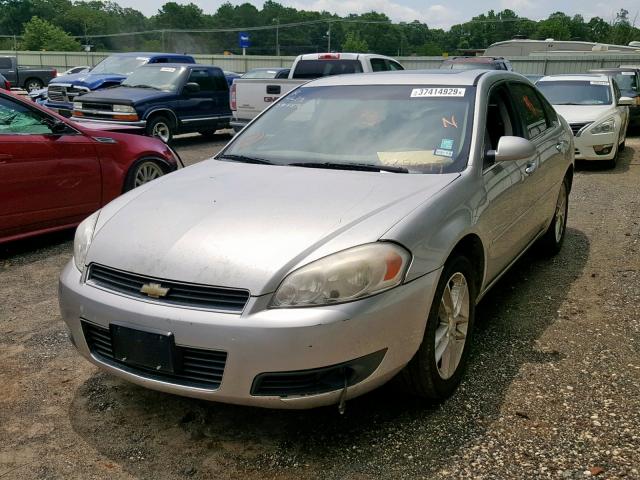 2G1WU583781329099 - 2008 CHEVROLET IMPALA LTZ SILVER photo 2