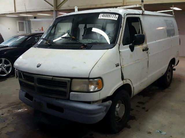 2B7FB11X7SK573257 - 1995 DODGE RAM VAN B1 WHITE photo 2