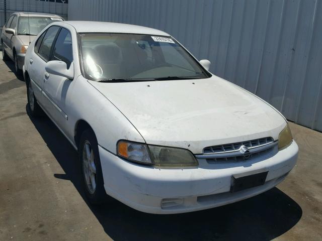 1N4DL01D2XC120262 - 1999 NISSAN ALTIMA XE WHITE photo 1