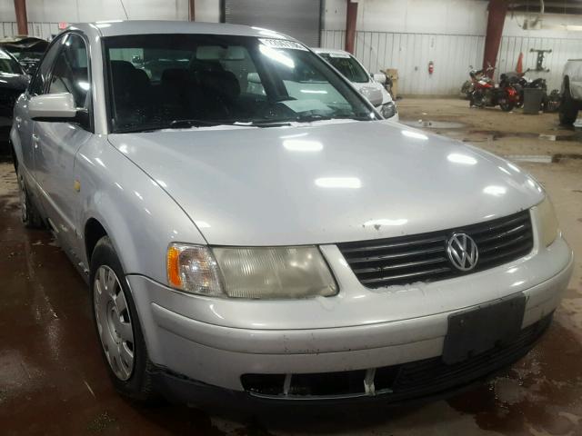 WVWMD63B8XE360264 - 1999 VOLKSWAGEN PASSAT GLS SILVER photo 1