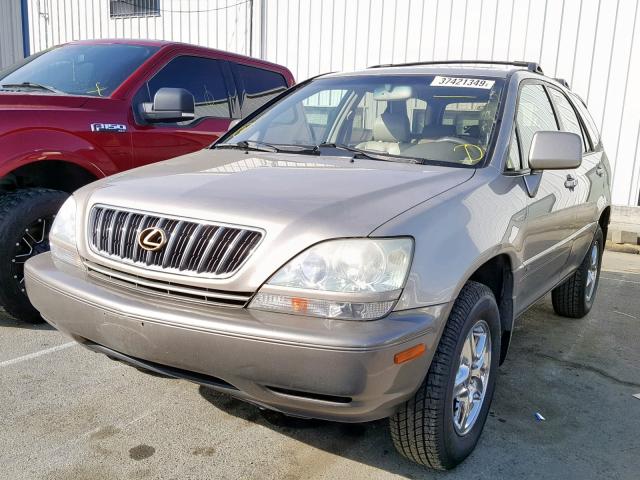 JTJGF10U510088581 - 2001 LEXUS RX 300 CREAM photo 2