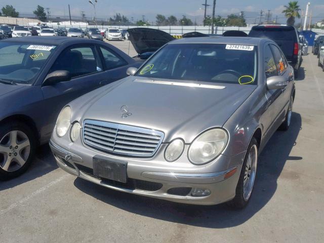 WDBUF65J73A194883 - 2003 MERCEDES-BENZ E 320 SILVER photo 2