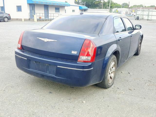 2C3KA53G56H157608 - 2006 CHRYSLER 300 TOURIN BLUE photo 4