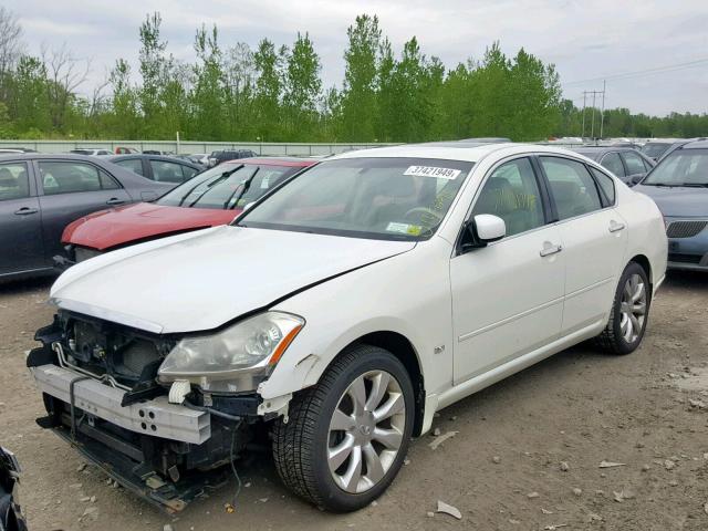 JNKAY01F06M260611 - 2006 INFINITI M35 BASE WHITE photo 2