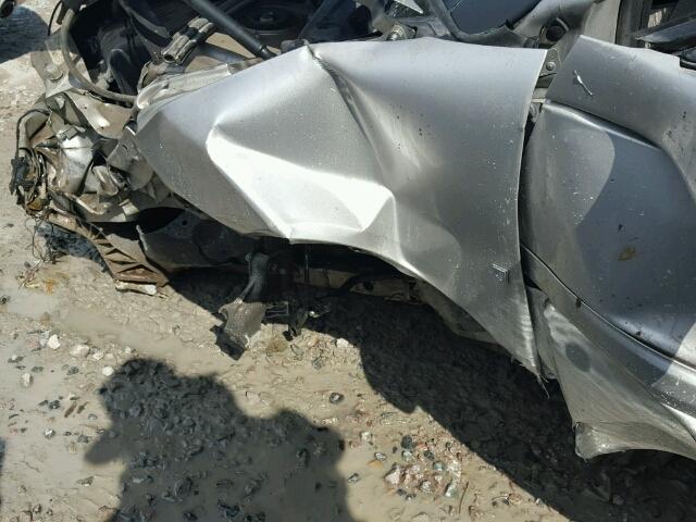 2G2WP552261116105 - 2006 PONTIAC GRAND PRIX ვერცხლისფერი ფოტო 10