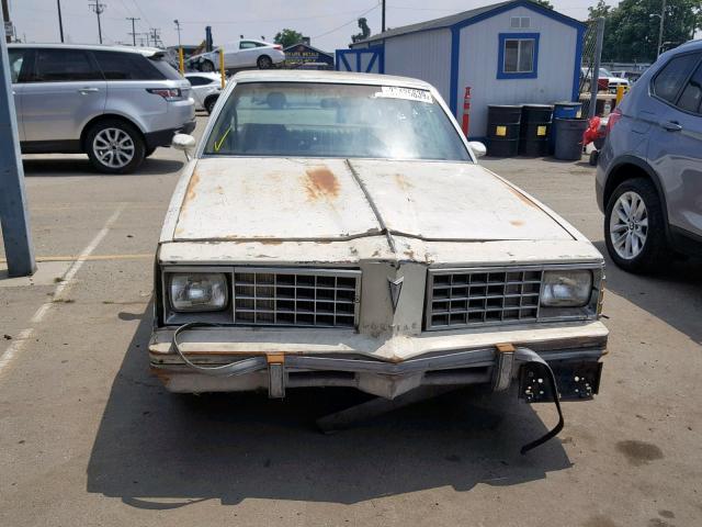 2F19A9P561243 - 1979 PONTIAC LEMANS WHITE photo 9