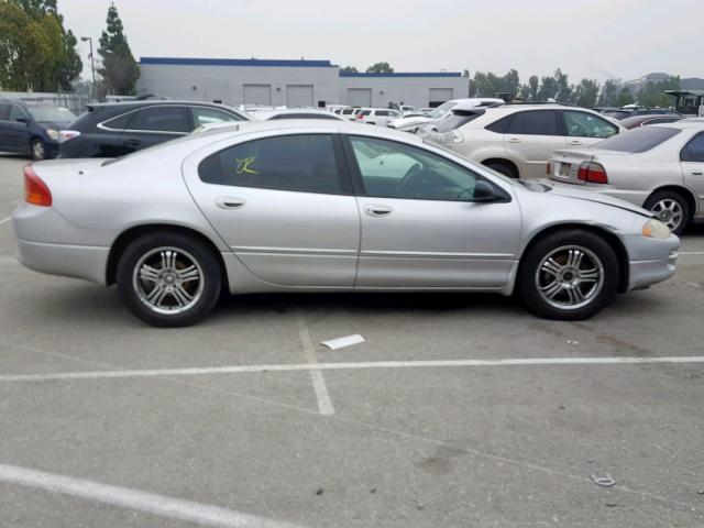 2B3HD46R22H259223 - 2002 DODGE INTREPID S 银色 照片 10