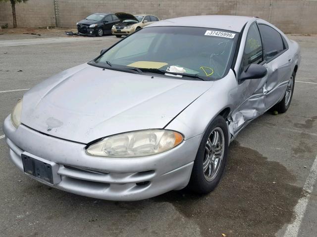 2B3HD46R22H259223 - 2002 DODGE INTREPID S SILVER photo 2