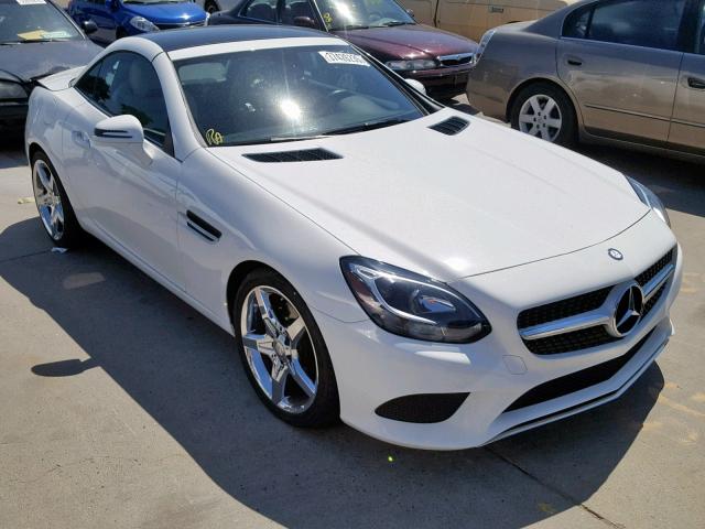 WDDPK3JA6HF127643 - 2017 MERCEDES-BENZ SLC 300 WHITE photo 1