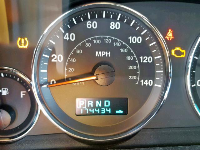 1J8HG48K47C659499 - 2007 JEEP COMMANDER SILVER photo 8