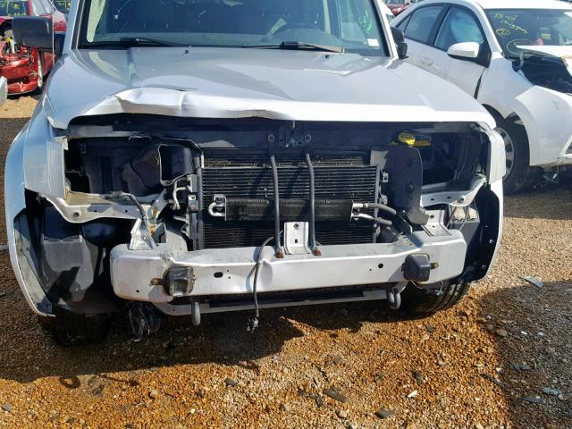 1J8HG48K47C659499 - 2007 JEEP COMMANDER SILVER photo 9