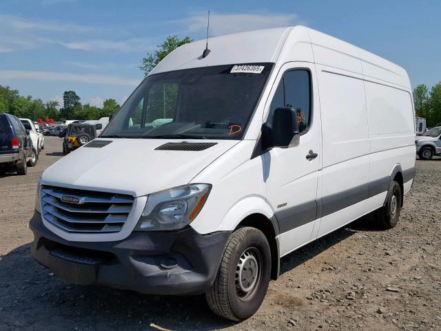 WDYPE8CDXGP181790 - 2016 FREIGHTLINER SPRINTER 2 WHITE photo 2