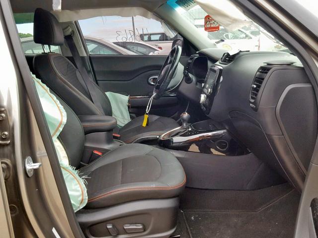 KNDJX3AA9J7530596 - 2018 KIA SOUL ! Boz foto 5