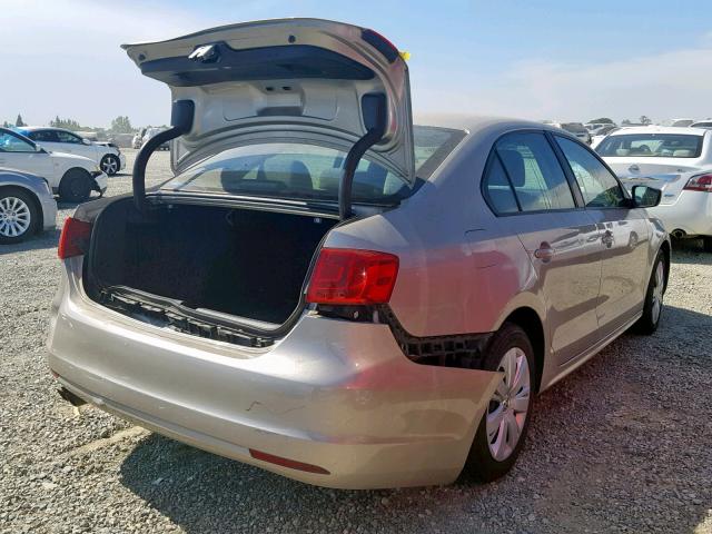 3VW2K7AJ5DM218258 - 2013 VOLKSWAGEN JETTA BASE SILVER photo 4