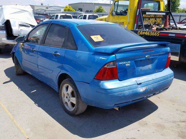 1FAHP34N57W173340 - 2007 FORD FOCUS ZX4 BLUE photo 3