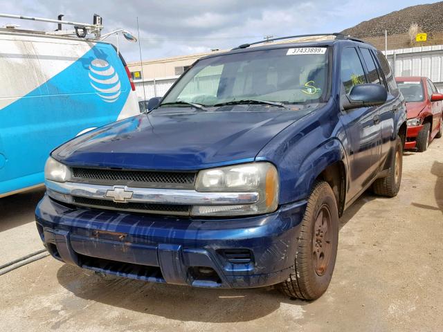 1GNDT13S422431628 - 2002 CHEVROLET TRAILBLAZE BLUE photo 2