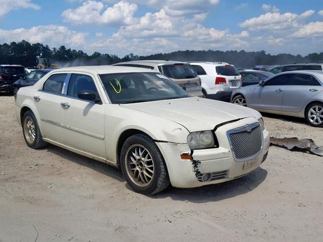 2C3JA43R15H599761 - 2005 CHRYSLER 300 WHITE photo 1