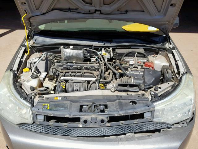 1FAHP34N78W133357 - 2008 FORD FOCUS S/SE GRAY photo 7