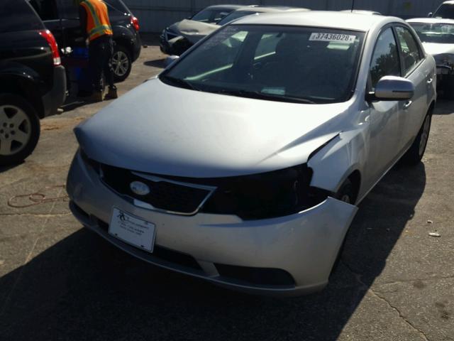 KNAFU4A21C5499613 - 2012 KIA FORTE EX SILVER photo 2