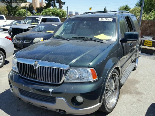 5LMFU27RX3LJ21774 - 2003 LINCOLN NAVIGATOR Жасыл фото 2