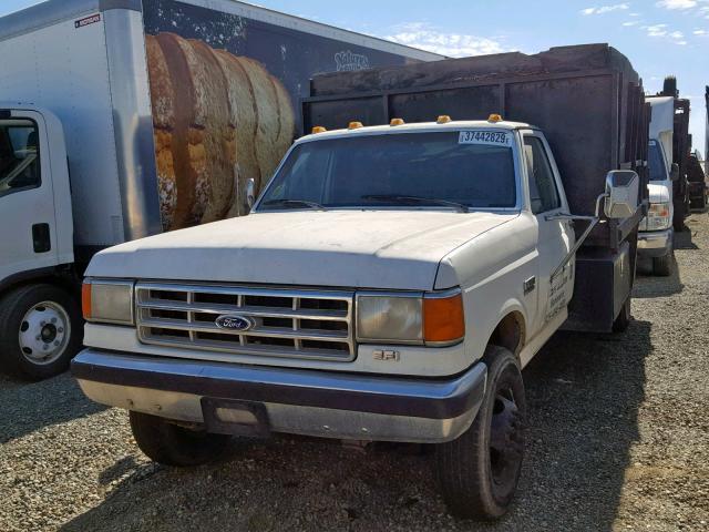 2FDLF47G7JCB07512 - 1988 FORD F SUPER DU WHITE photo 2