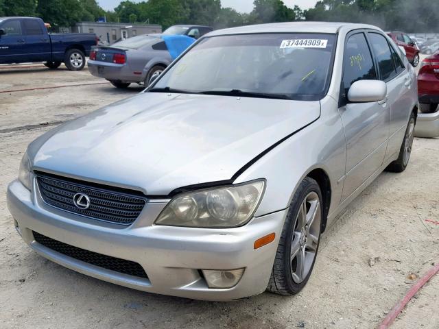 JTHBD182410016291 - 2001 LEXUS IS 300 SILVER photo 2