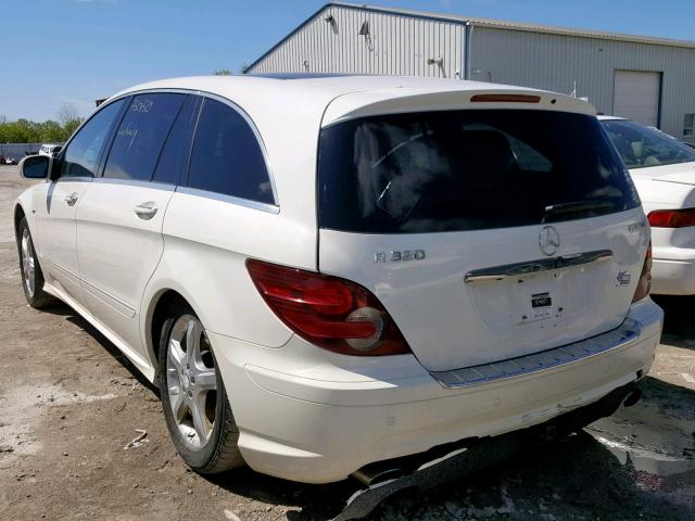 4JGCB25E19A100781 - 2009 MERCEDES-BENZ R 320 WHITE photo 3