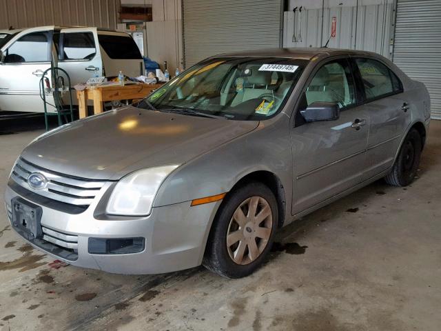 3FAHP06Z68R139300 - 2008 FORD FUSION S SILVER photo 2