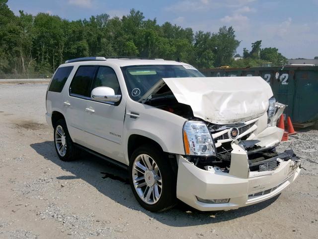 1GYS4CEF0ER161702 - 2014 CADILLAC ESCALADE P WHITE photo 1