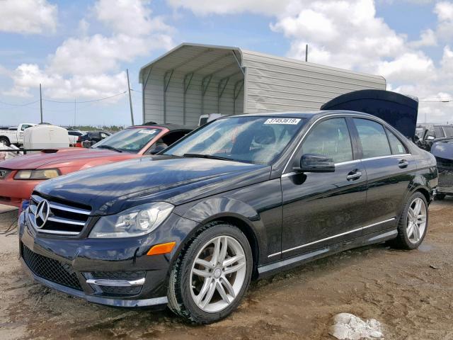 WDDGF4HB2EA936574 - 2014 MERCEDES-BENZ C 250 BLACK photo 2