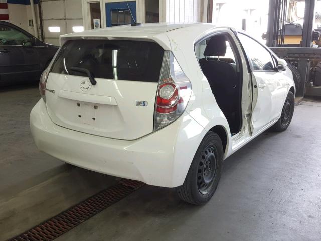 JTDKDTB38C1009758 - 2012 TOYOTA PRIUS C WHITE photo 4