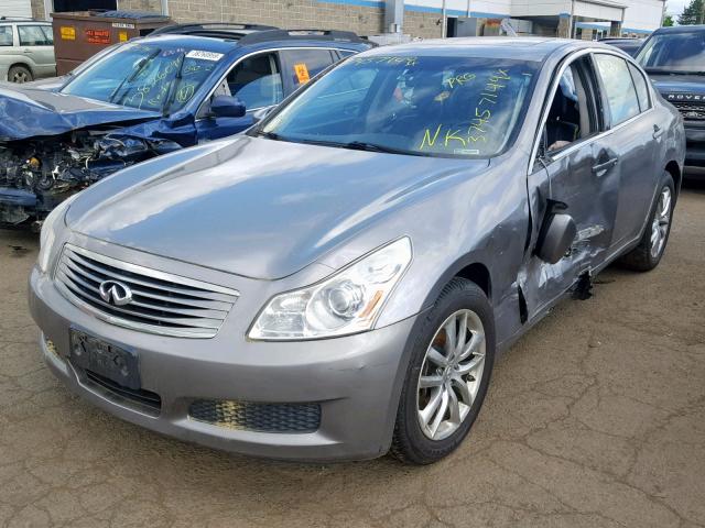 JNKCV61F29M353896 - 2009 INFINITI G37 GRAY photo 2