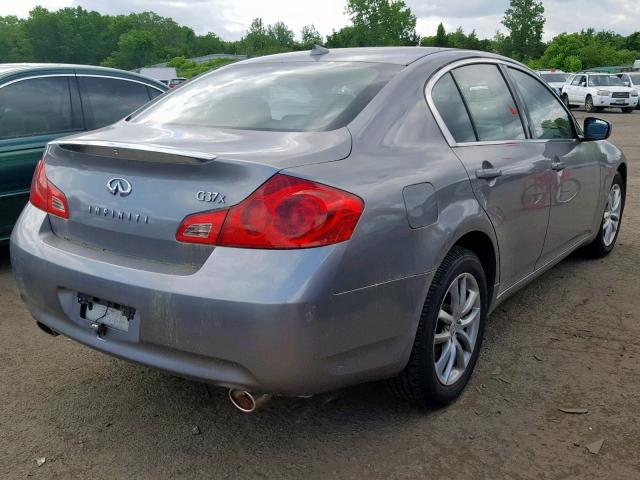 JNKCV61F29M353896 - 2009 INFINITI G37 GRAY photo 4