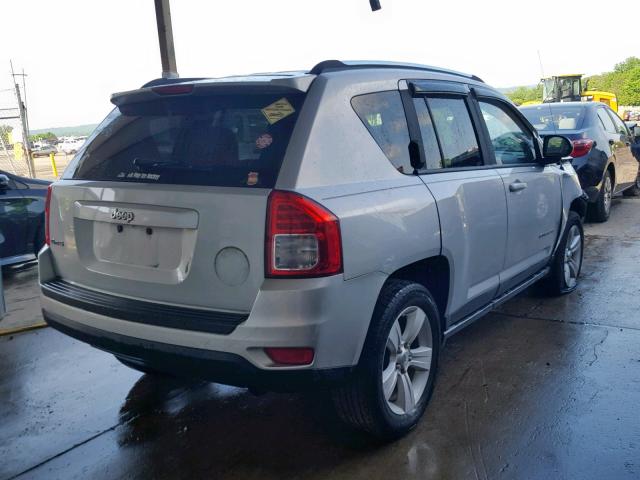 1J4NF1FB2BD187847 - 2011 JEEP COMPASS SP 银色 照片 4