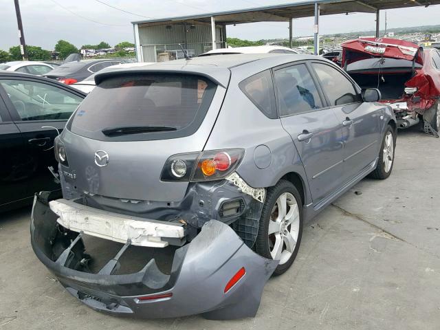 JM1BK143641113979 - 2004 MAZDA 3 HATCHBAC GRAY photo 4